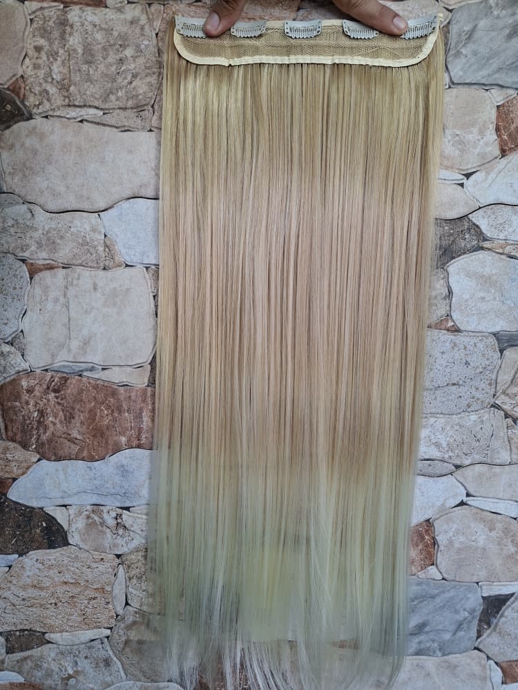 TISSAHE MYAL BALIYAGE PLATINE