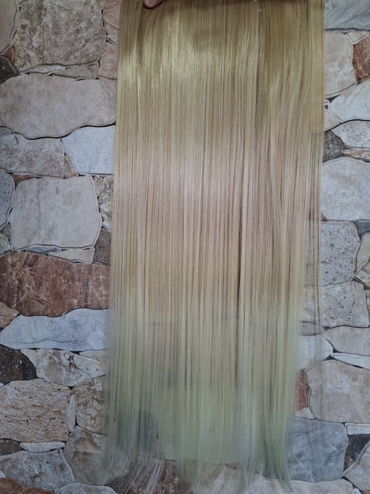 TISSAHE MYAL BALIYAGE PLATINE