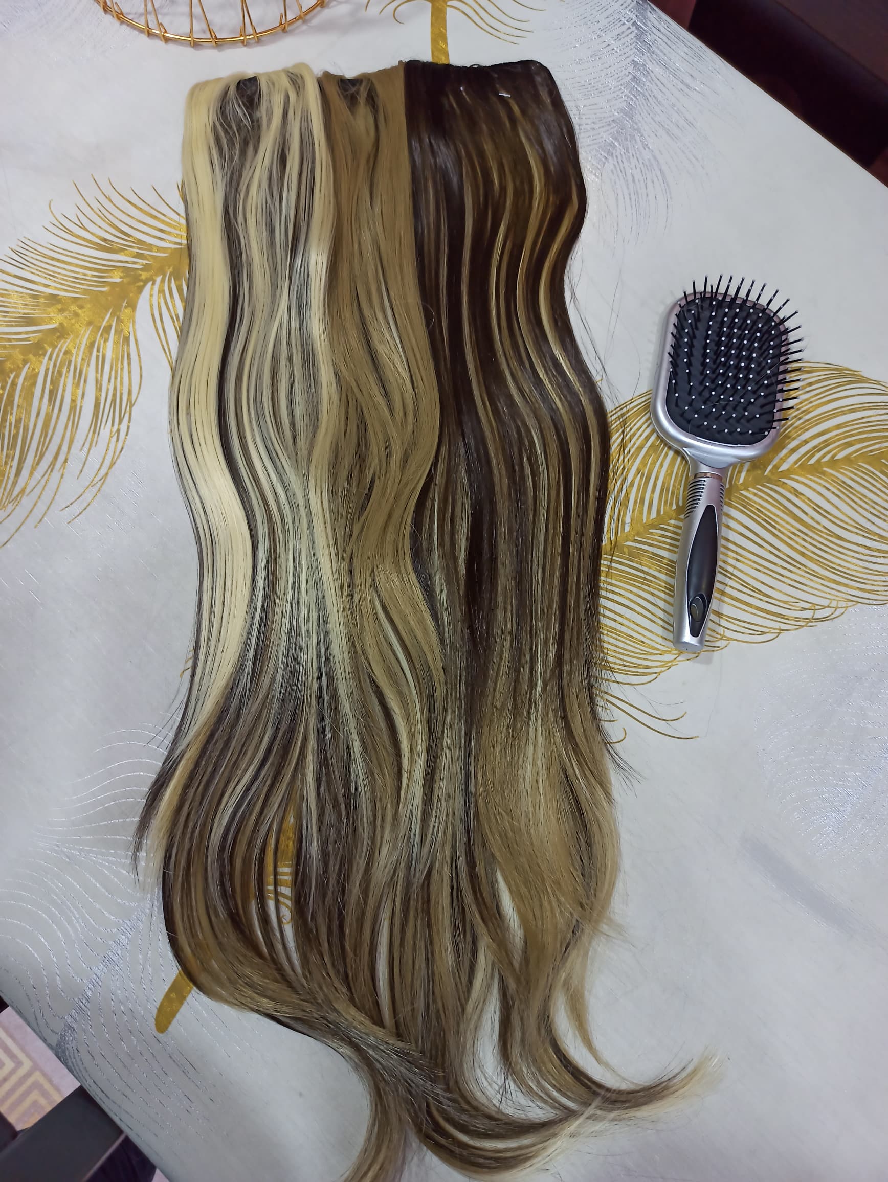 extention chatain avec meche platine